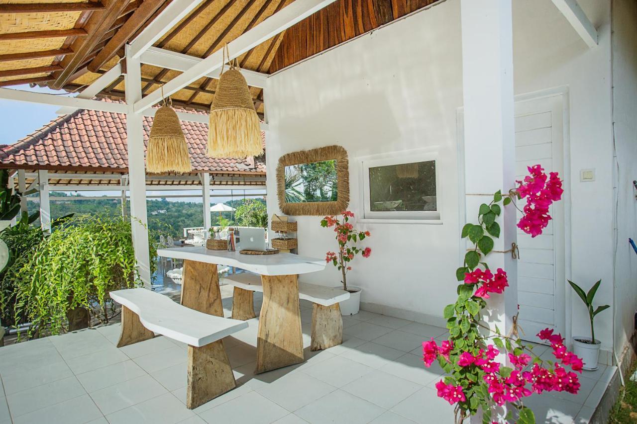 Stardust Villas Nusa Lembongan  Exterior photo